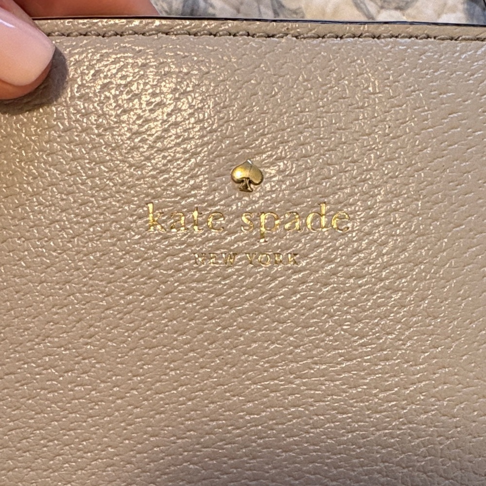 Kate Spade Light Gray Tote Bag - Picture 4 of 6